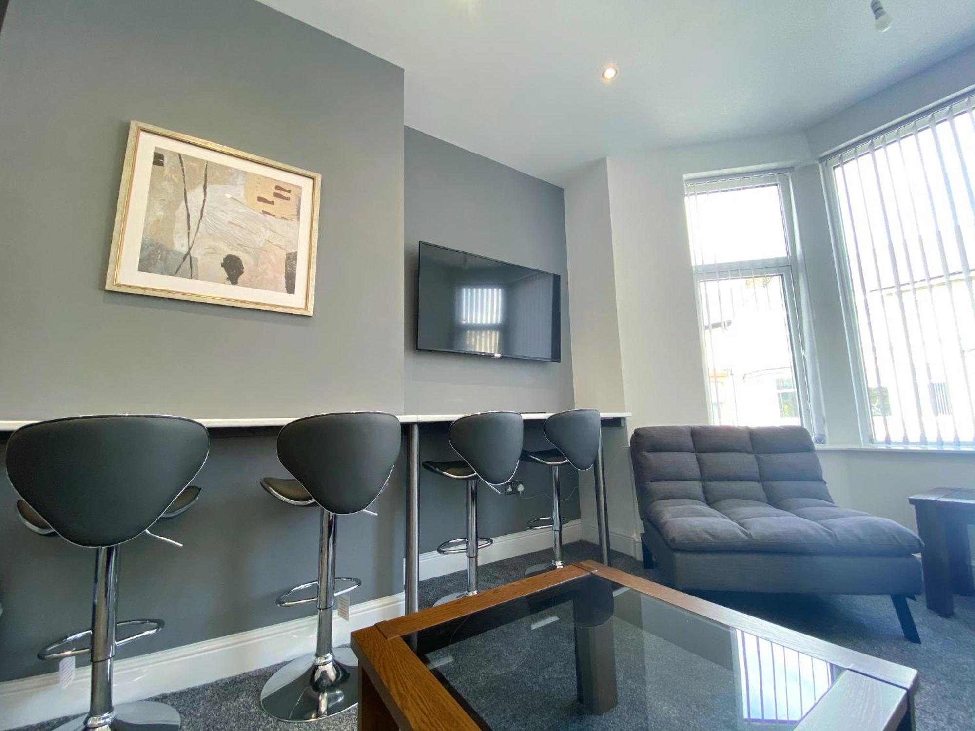 Mayfair Suite - 3X Bathrooms Close To Seafront Blackpool Exterior photo